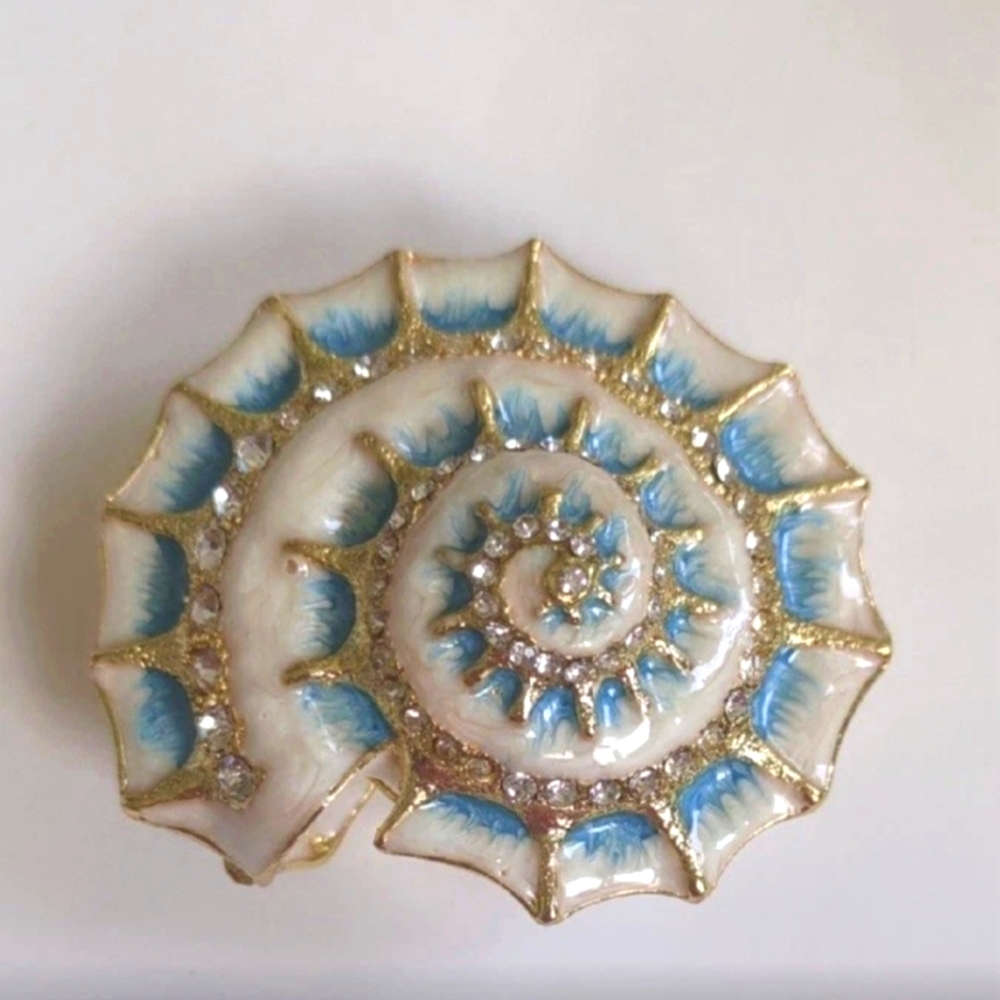 NIB Tchotchke Elegant Gold and Blue Shell Art Enamel & Rhinestone Piece